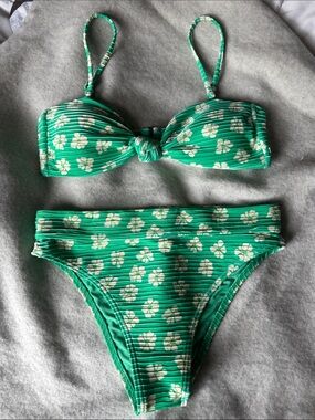 Billabong x Wrangler 🌴 Goin’ Green Ribbed Lulu Bandeau Top | Maui Rider Bottom